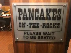 -Pancakes on the rocks(Darling Harbour)