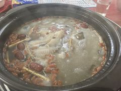 -花苑美食横琴生蚝火锅(拱北粤华路店)