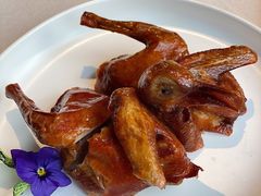 烤乳鸽-炳胜品味(海印总店)