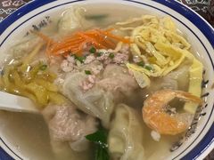 -长人馄饨铺(解放街店)