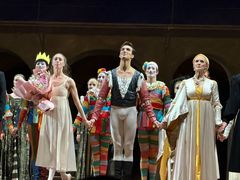 -交通银行前滩31演艺中心