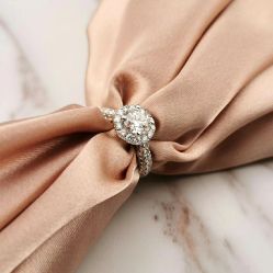 -威德钻石-克拉钻大本营(南京东路店)