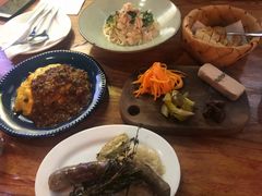 -羽深肉铺 Steak & Wine