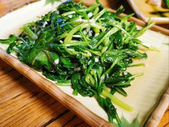 清炒板蓝根苗-缘生态云南菜·野生菌庭院餐厅(华侨城店)