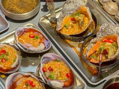 -围炉肉舍•炭烤活鳗•丹东海鲜烤肉(步行街店)