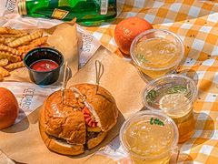 -LESCEDARS Brasserie Bistro香柏树