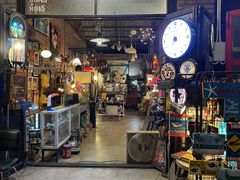 -席娜卡琳火车铁道夜市