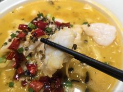 砂锅金汤酸菜鱼-甲乙饼·北京手工肉饼(西直门凯德茂店)