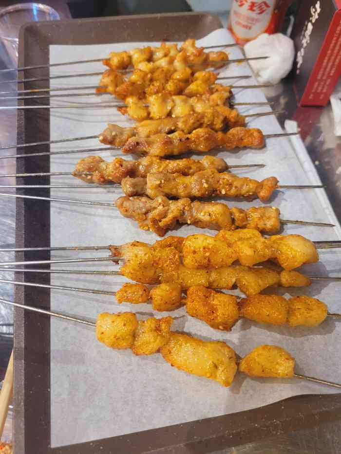 你瞅啥东北烧烤(车公庙店)-"跟着大众点评的好评而来,看到饭点还挺多