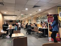 -麦当劳(军博店)