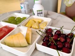 -涨巢·潮玩水疗局