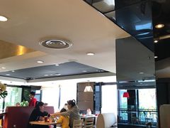 大堂-必胜客(上海新南方商城PH店)