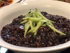 炸酱面-桃园中华料理炸酱面(燕儿岛路店)