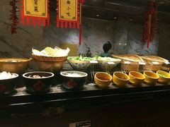 -岷山饭店-芝芝自助餐厅