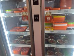 -尚品海鲜肥牛自助火锅(湖明店)
