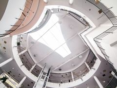 -奔驰北京极光星徽(四元桥店)