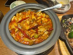 -云海肴·汽锅鸡·云南菜(天山百盛优客店)