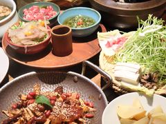 -吃饭皇帝大土家民族菜(正大广场店)