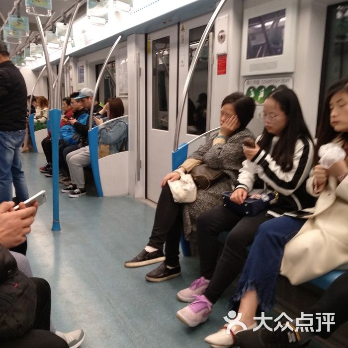 延吉中路-地铁站