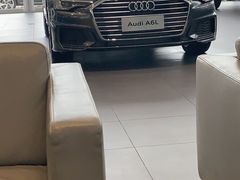 -上海冠松华奥奥迪4S店(张江店)