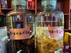 -果松木炭酸菜铜火锅·外婆参鸡汤