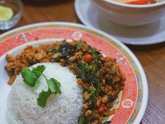 打抛叶炒肉末饭-曼谷食堂·泰国家庭料理