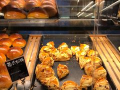 -Dough&Joe团憩(瑞虹天地月亮湾店)