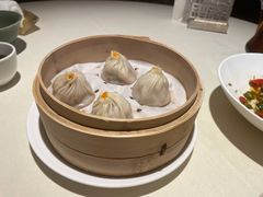 蟹粉小笼-成隆行·蟹王府(九江路店)