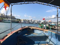 鱼排周围-蓝湾碧波·老字号·疍家非遗海上餐厅