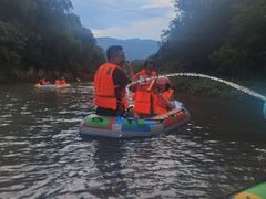 -仙山谷激浪漂流