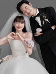 点击看大图 -至臻微拉婚纱摄影