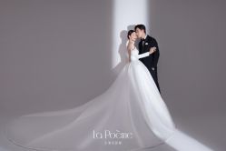 -乐派诗婚纱摄影