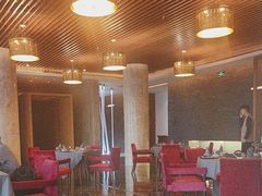 -粤尚腾香居中餐厅(首都机场希尔顿店)
