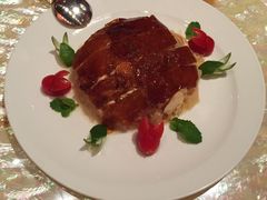 脆皮柚子鸡半只-8餐厅(新葡京酒店)