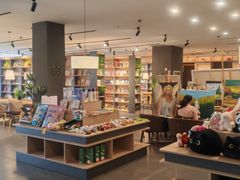 -魔方城市书房(中街益田店)