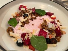多重莓果花青酸奶碗-BAKER&SPICE(安福路店)