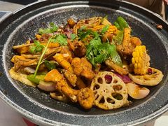 干锅牛蛙-渝蛙馆(新百店)