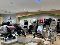 -孩子王(静安大融城店)