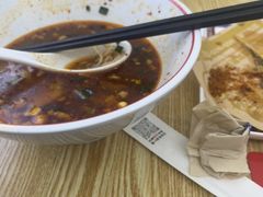 -魔都三兄弟酸辣粉·蘸卤炸串(虹桥万科店)