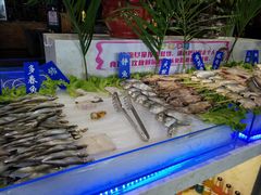 -悦巷海鲜自助铁板烧(秦皇东大街店)