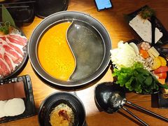 -呷哺呷哺(普陀乐购真北店)