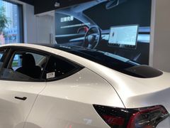 -TESLA 特斯拉(上海太古汇体验店)
