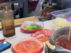 -钢管厂五区小郡肝串串香(蜀都万达店)