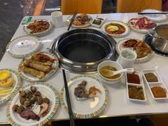 -布罗城堡自助烧烤(鸿通城购物中心店)
