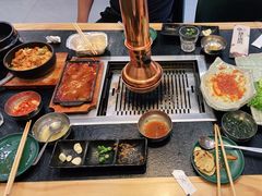 -臻牛烤肉