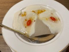 -肖四女乐山跷脚牛肉(滨江天街店)