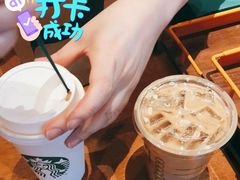 -星巴克(西安曲江银泰店)