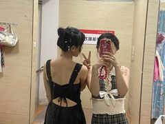-奥龙堡游泳馆(广纸店)