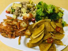 -乡府肉丁水饺(环山路店)