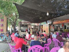 -黄记四更烤乳猪店